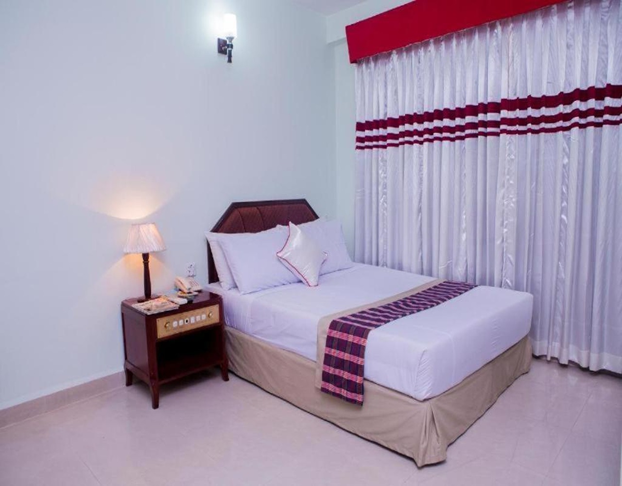 Meridian Hotel & Restaurant